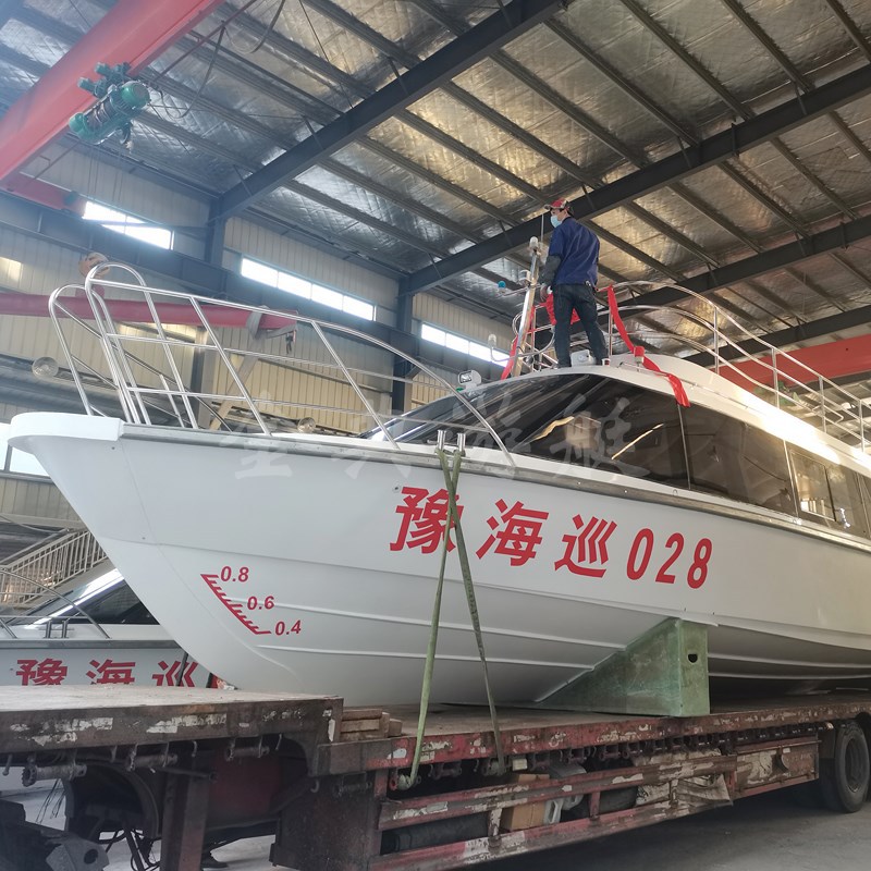 廠家供應(yīng)玻璃鋼客船，巡邏艇，交通艇，公務(wù)接待艇，觀光艇，游艇